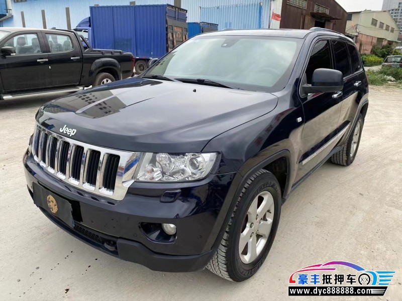 12年Jeep指南者轿车抵押车出售