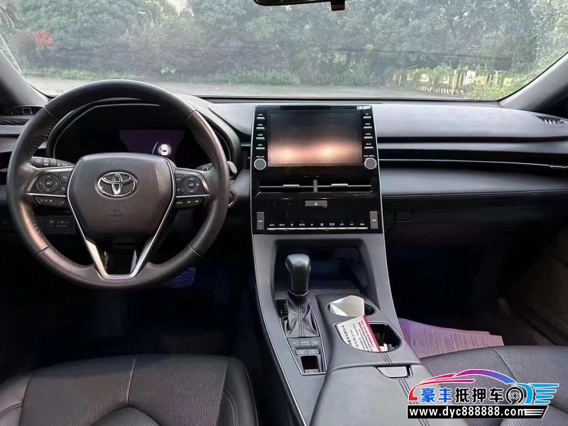 20年丰田亚洲龙轿车抵押车出售