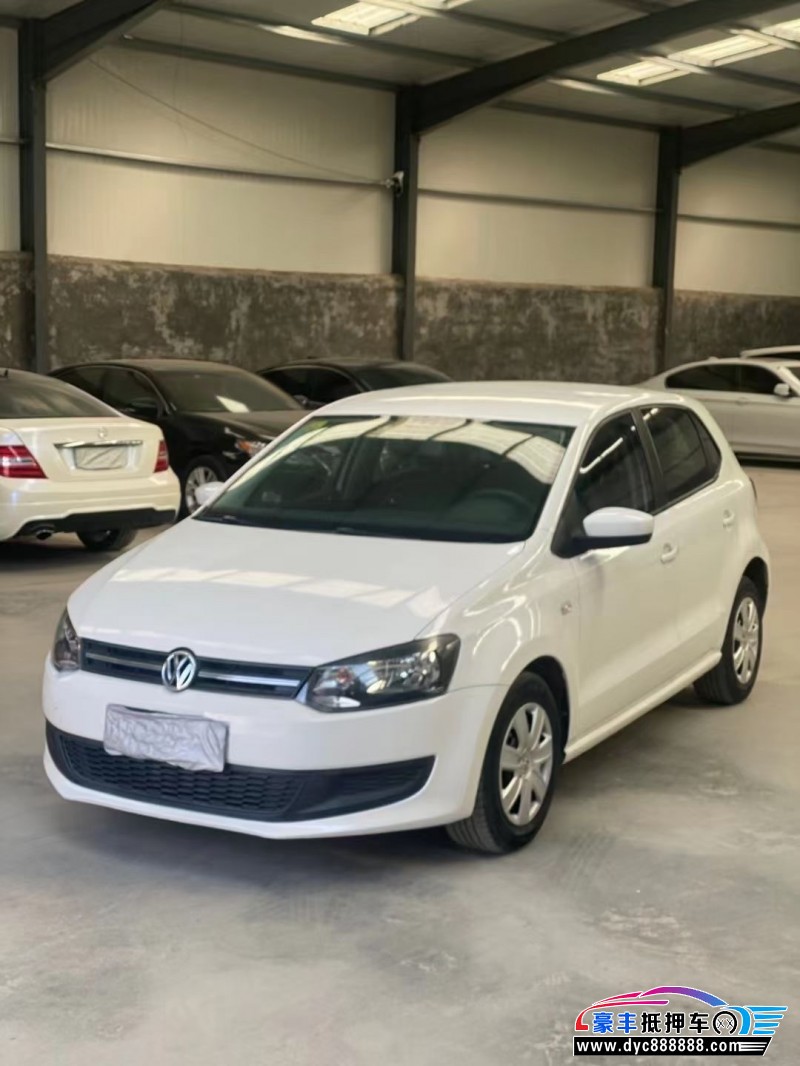 13年大众polo轿车抵押车出售