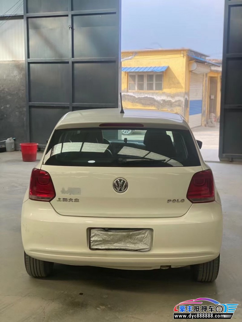 13年大众polo轿车抵押车出售