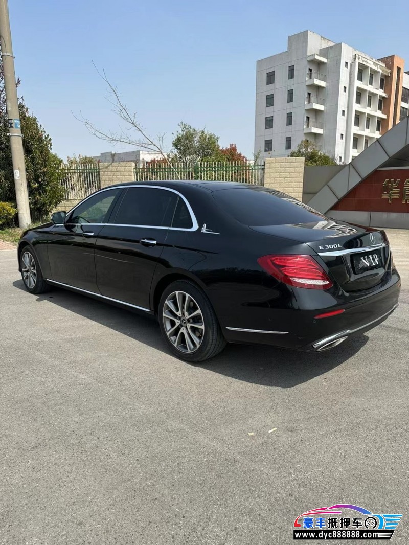 19年奔驰E轿车抵押车出售