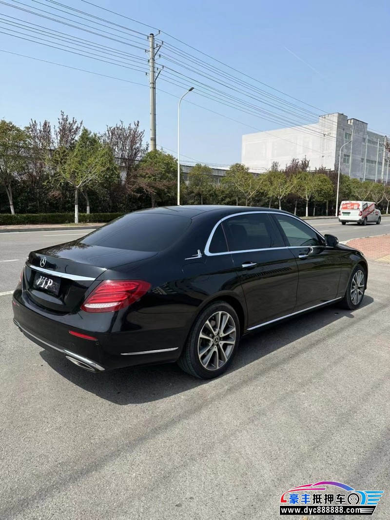 19年奔驰E轿车抵押车出售