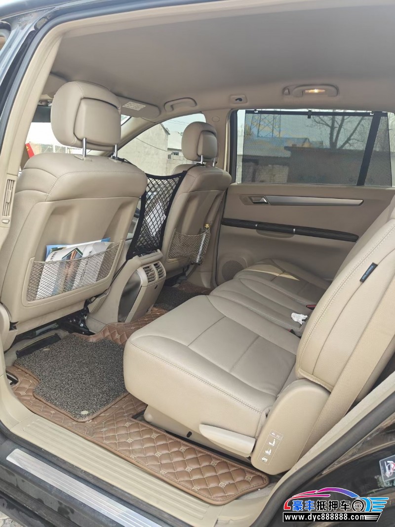 14年奔驰R轿车抵押车出售