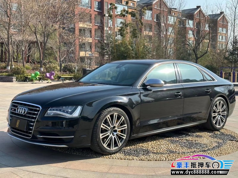 14年奥迪S8轿车抵押车出售