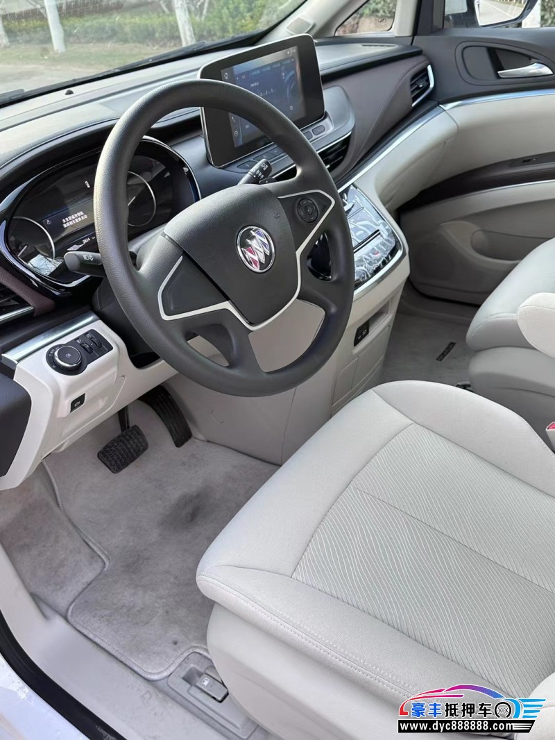 21年别克GL8SUV抵押车出售