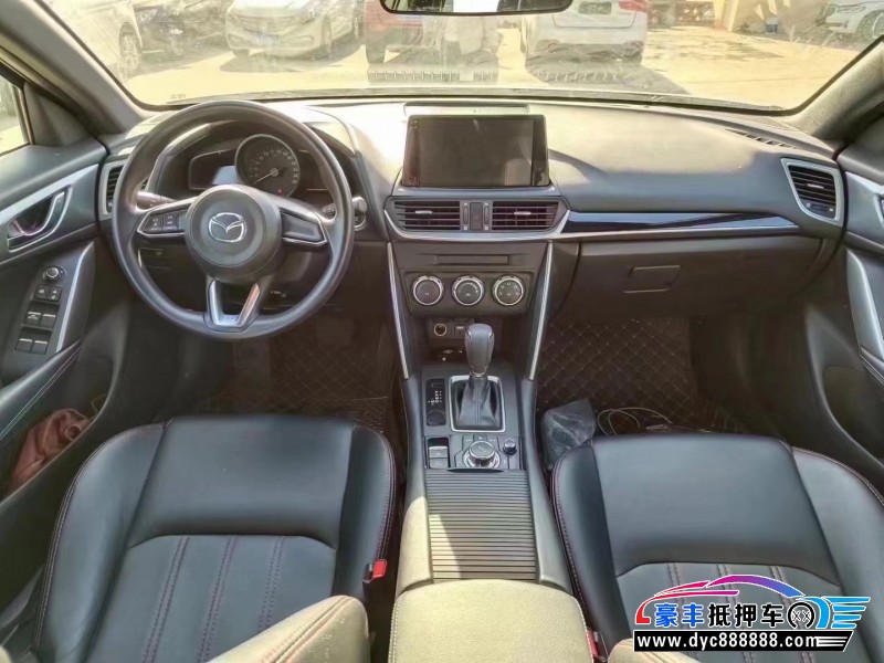 18年马自达CX-4轿车抵押车出售