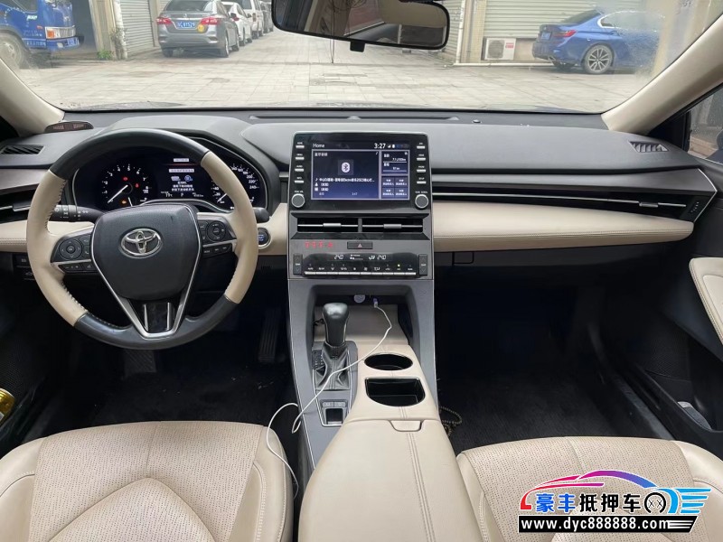 20年丰田亚洲龙轿车抵押车出售