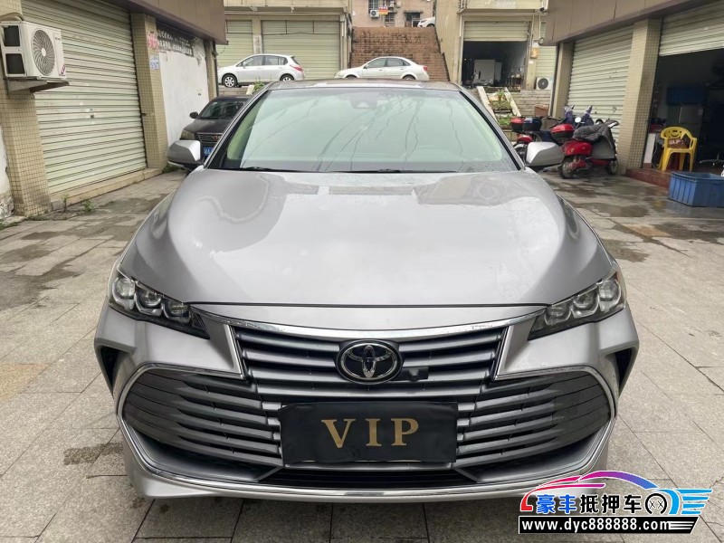 20年丰田亚洲龙轿车抵押车出售