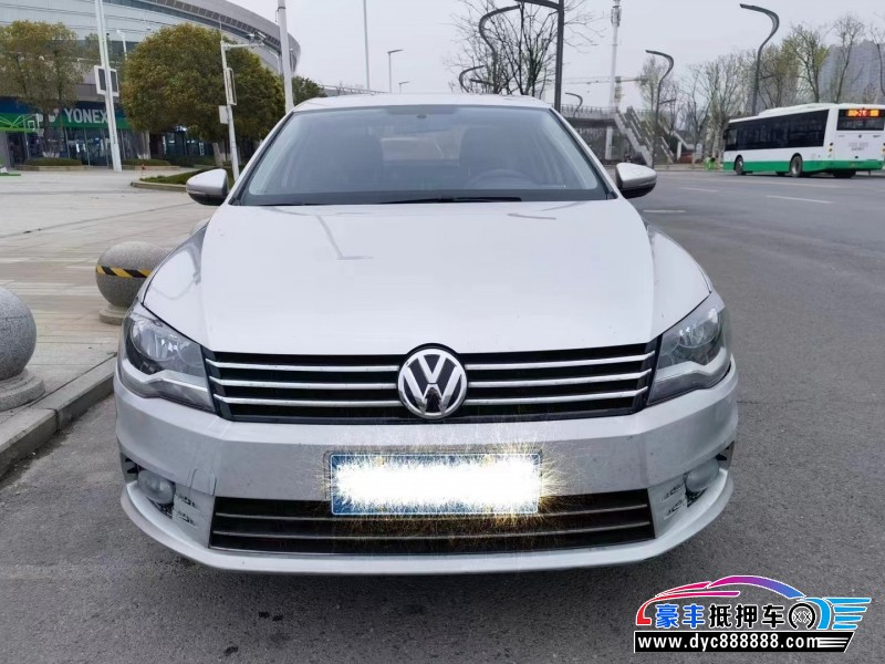 14年大众宝来轿车抵押车出售