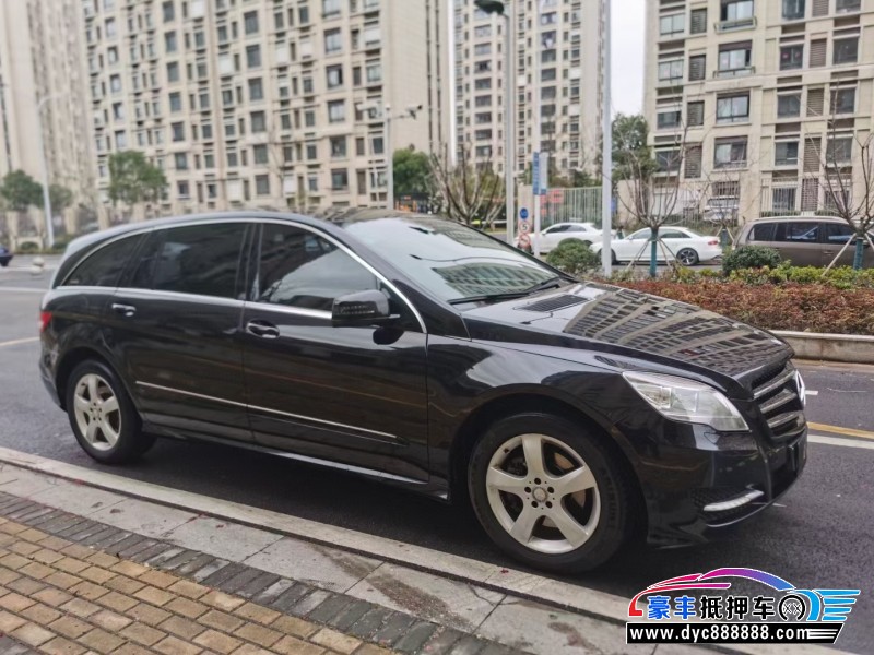15年奔驰R级轿车抵押车出售