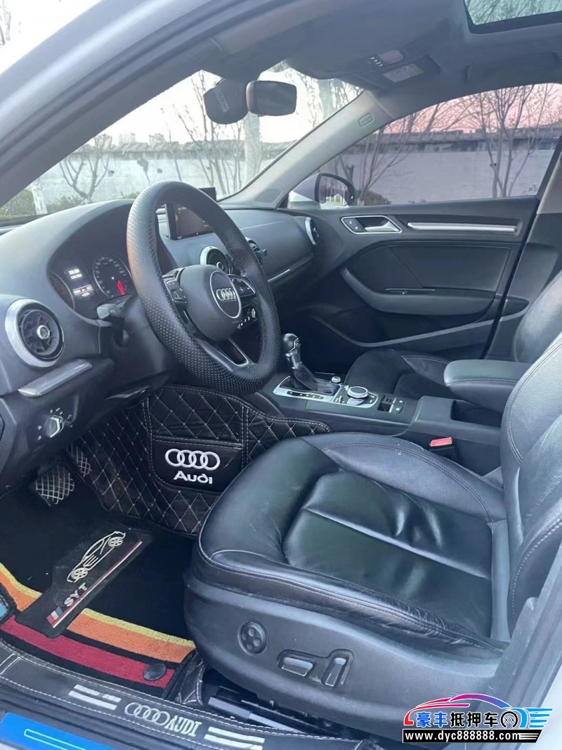 19年奥迪A3轿车抵押车出售