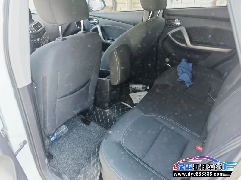 17年海马S5轿车抵押车出售