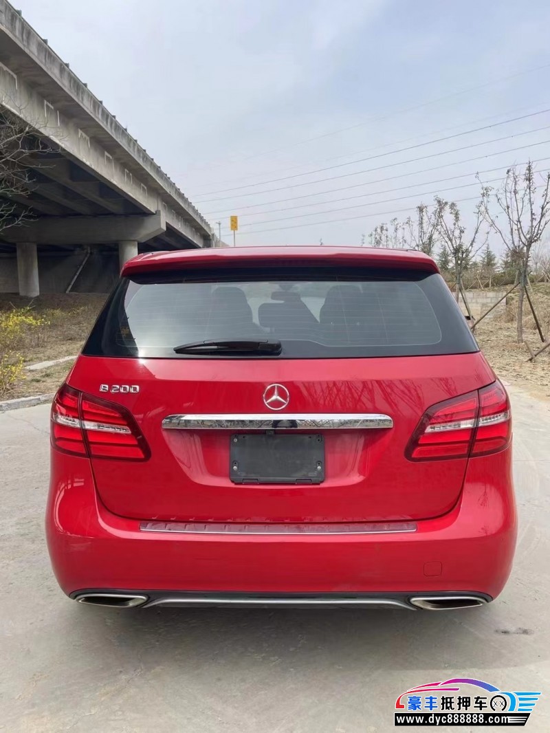 15年奔驰B级SUV抵押车出售