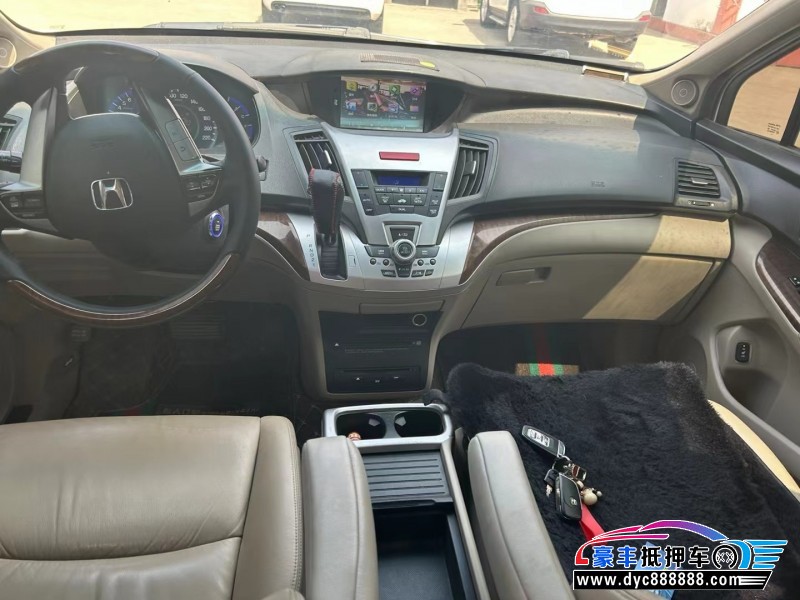 13年本田奥德赛MPV抵押车出售