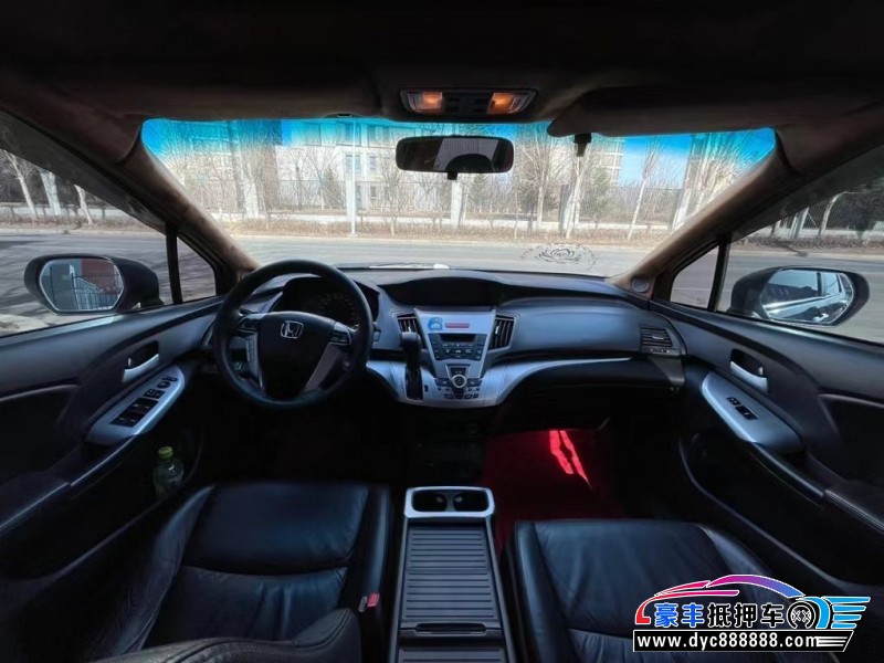 13年本田奥德赛MPV抵押车出售