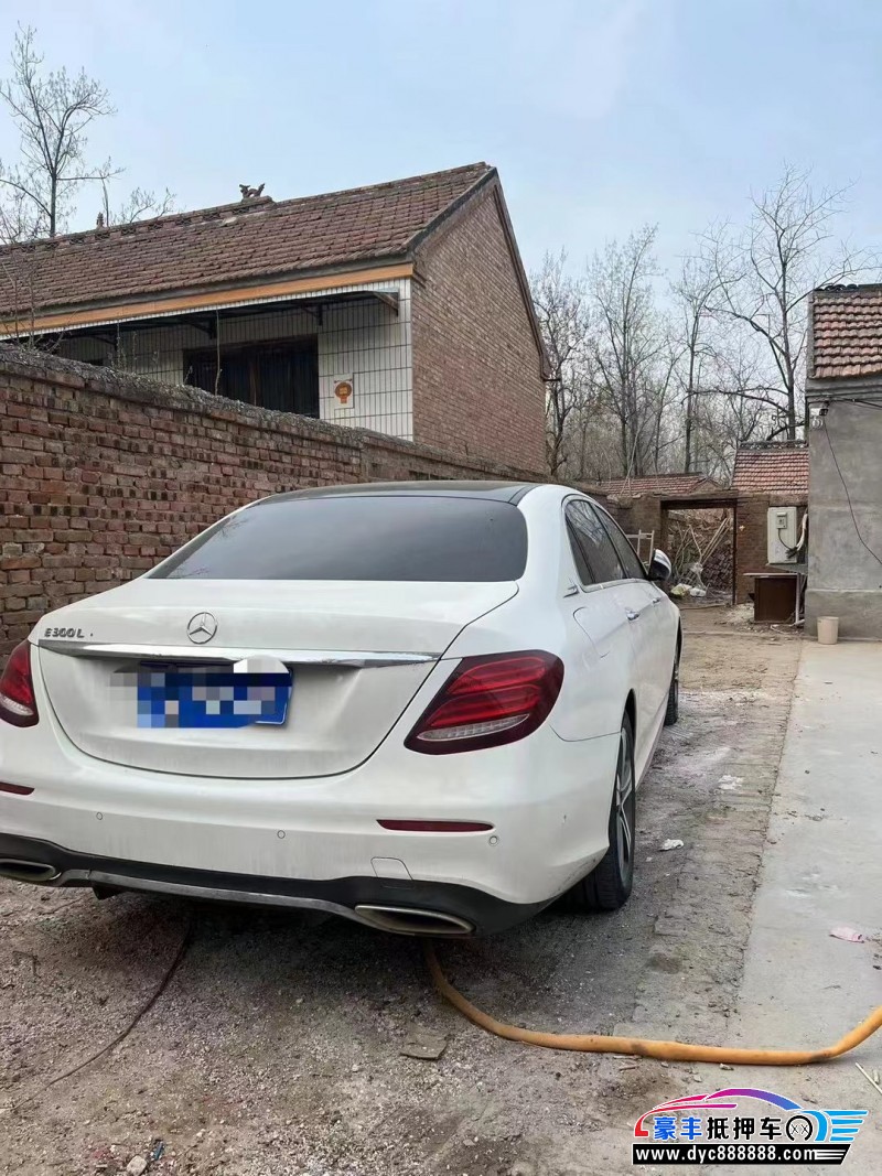 19年奔驰E轿车抵押车出售