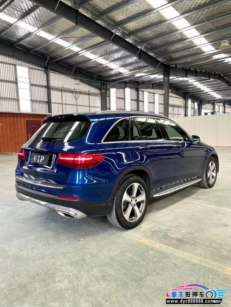 15年奔驰GLC轿车抵押车出售