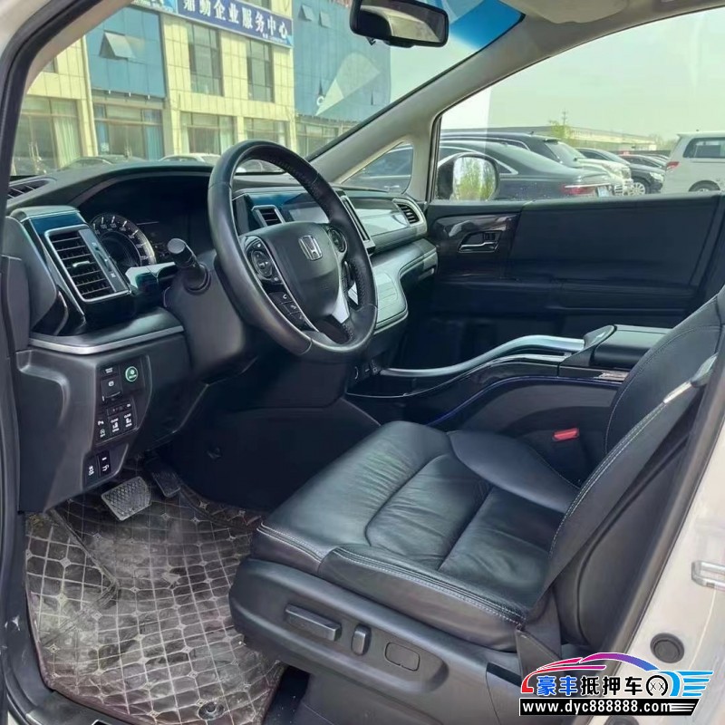 18年本田艾力绅MPV抵押车出售