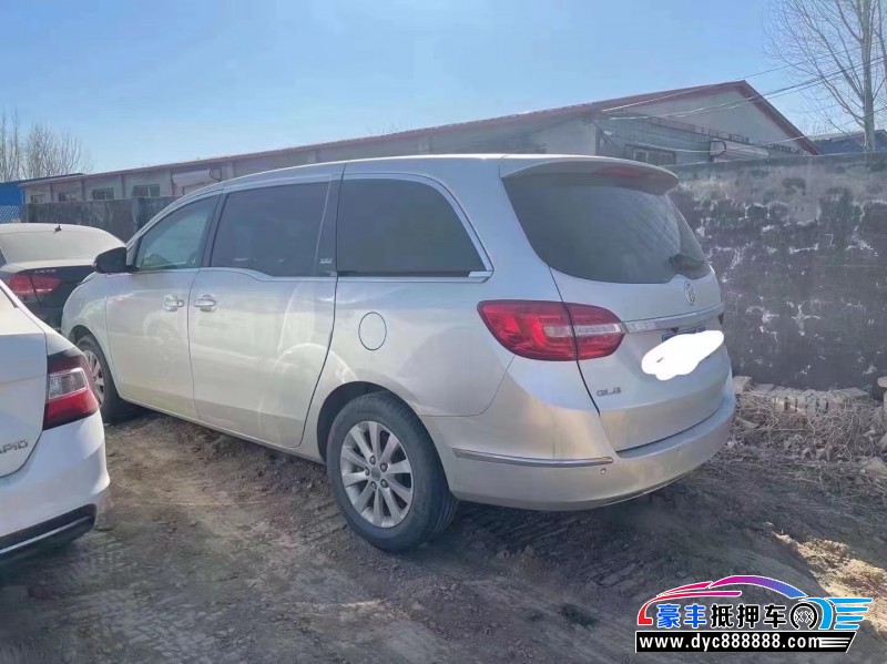 15年别克GL8轿车抵押车出售