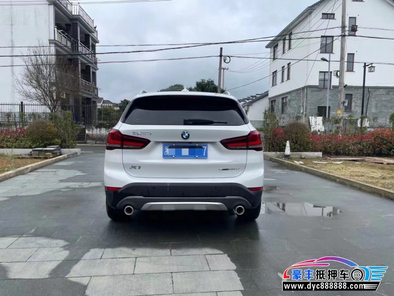 20年宝马X1轿车抵押车出售
