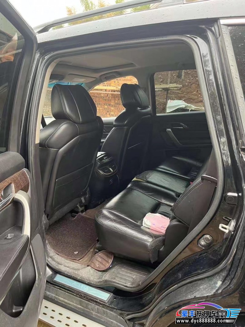 13年讴歌MDX轿车抵押车出售