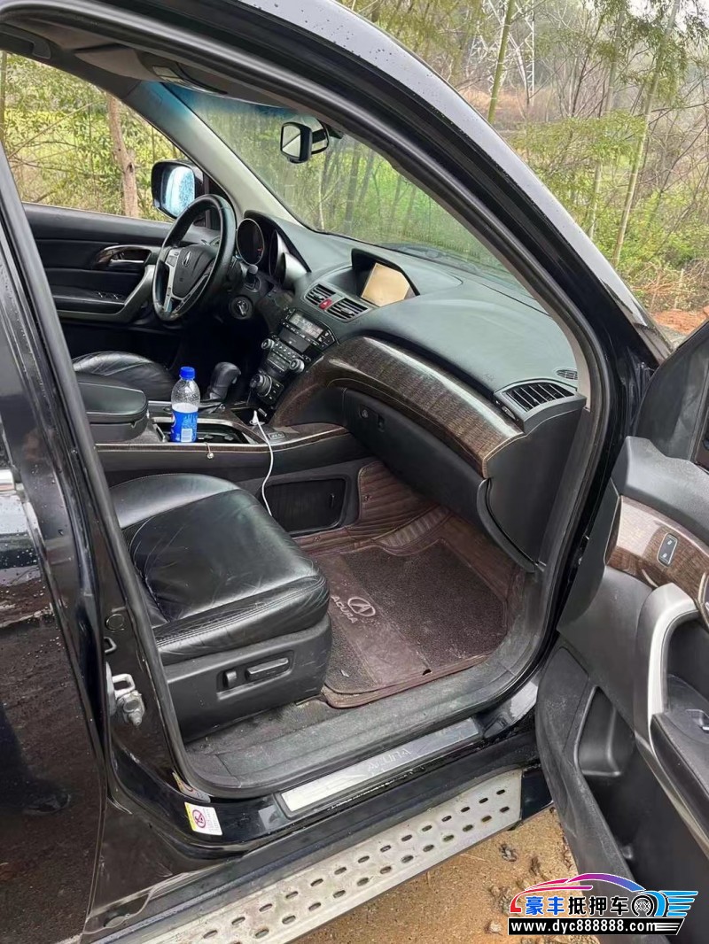 13年讴歌MDX轿车抵押车出售