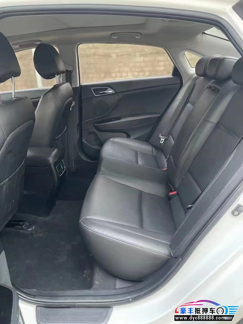 17年现代名图轿车抵押车出售