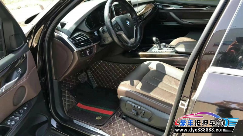 18年宝马X5轿车抵押车出售
