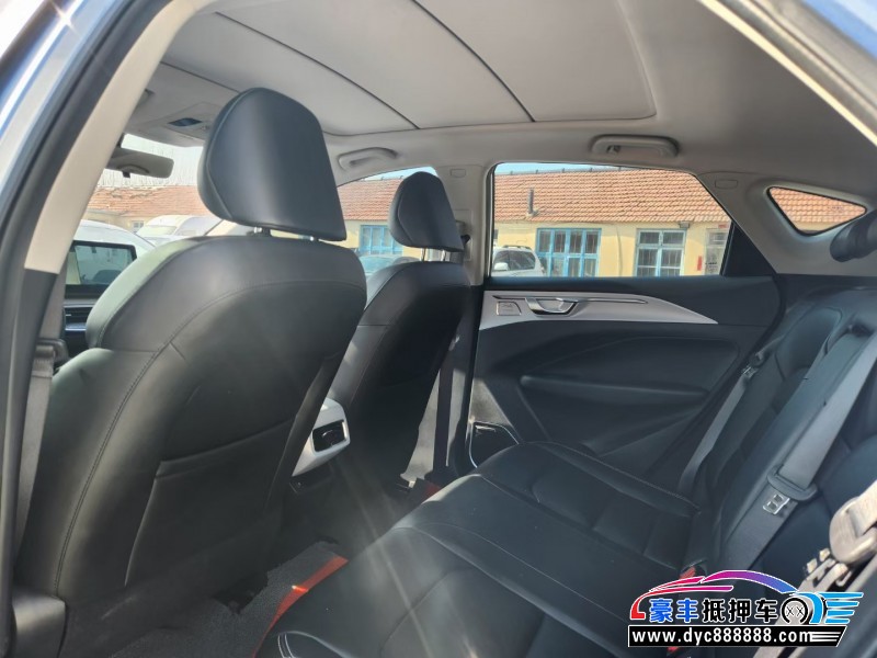 21年吉利几何轿车抵押车出售