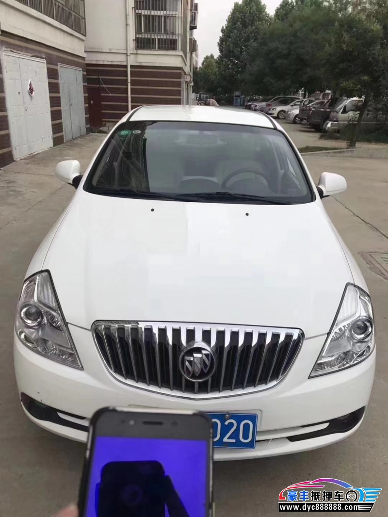 14年别克凯越轿车抵押车出售