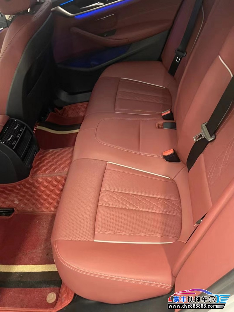 21年宝马5系轿车抵押车出售