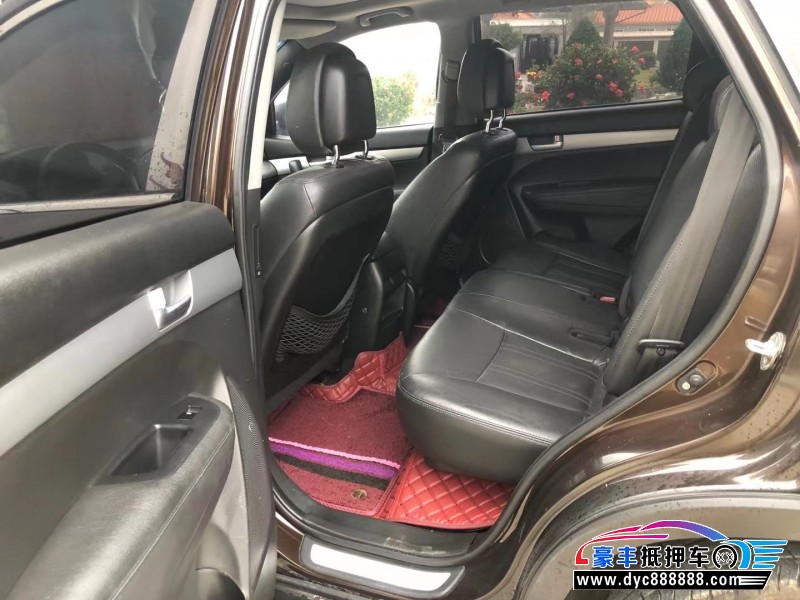 14年起亚索兰托轿车抵押车出售