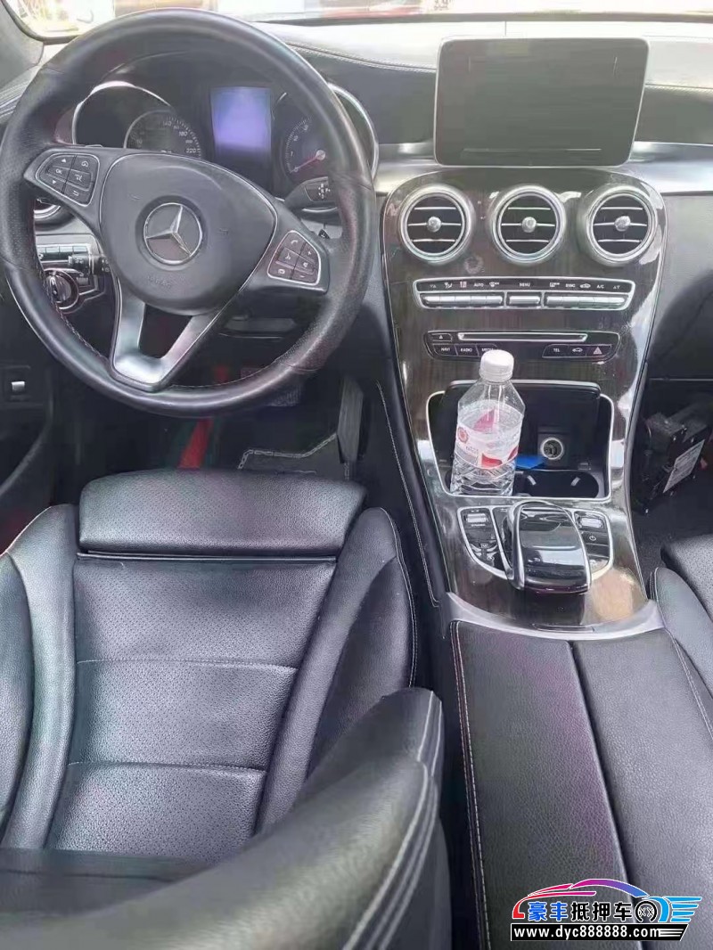 15年奔驰GLC轿车抵押车出售