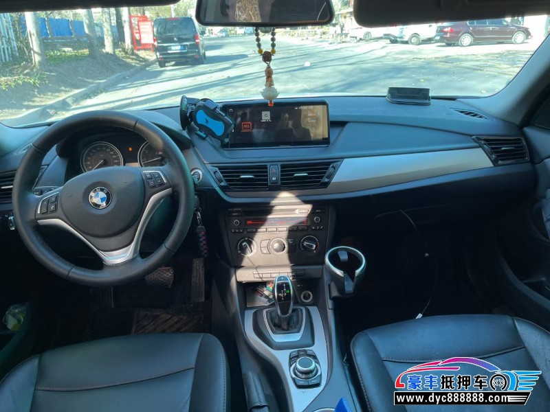 14年宝马X1轿车抵押车出售