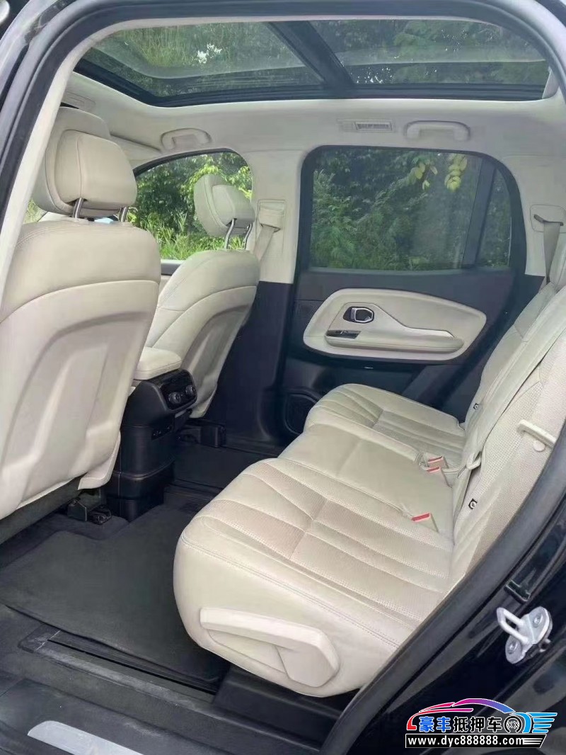 18年蔚来ES8轿车抵押车出售