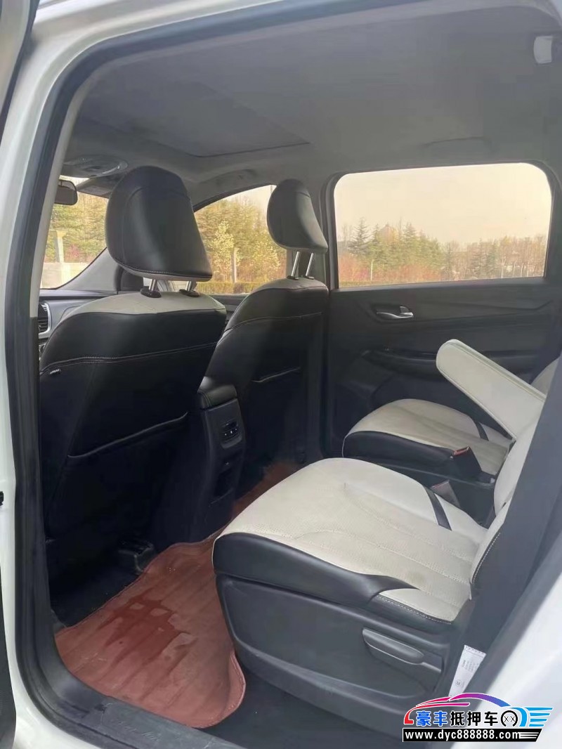 19年宝骏730SUV抵押车出售