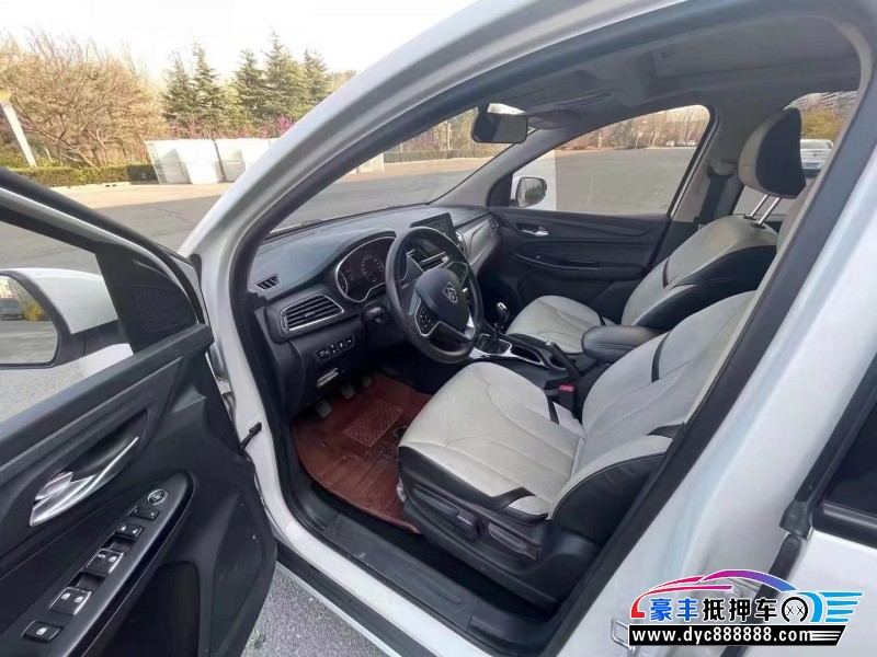 19年宝骏730SUV抵押车出售