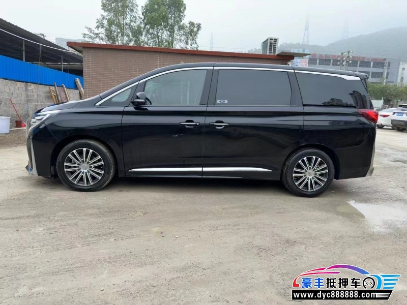 21年传祺M8轿车抵押车出售