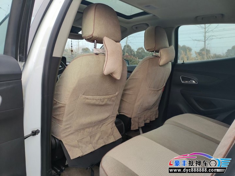 14年别克昂科拉轿车抵押车出售