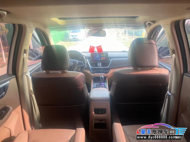 19年宝骏730MPV抵押车出售