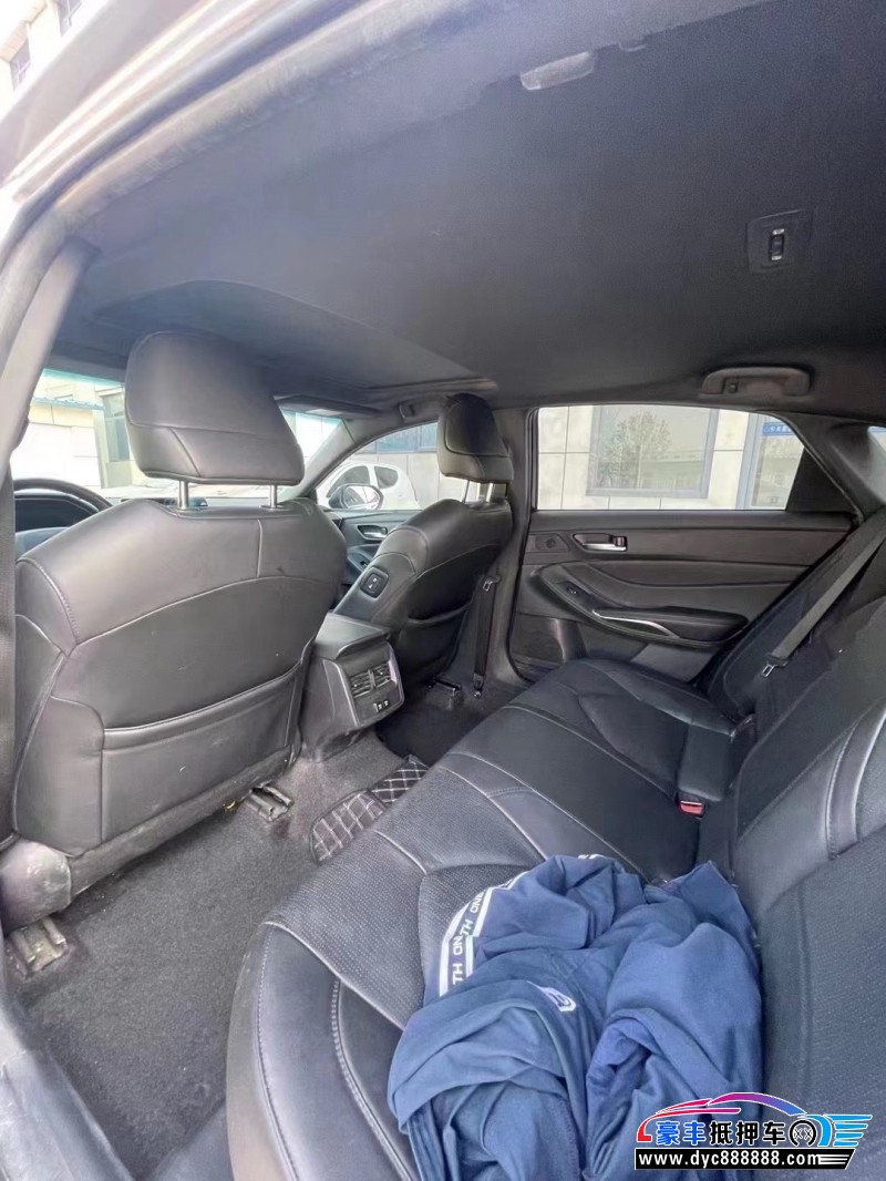 21年丰田亚洲龙轿车抵押车出售