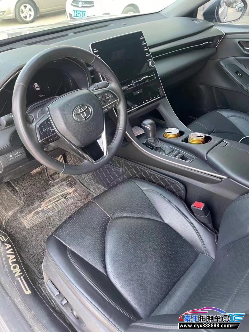 21年丰田亚洲龙轿车抵押车出售