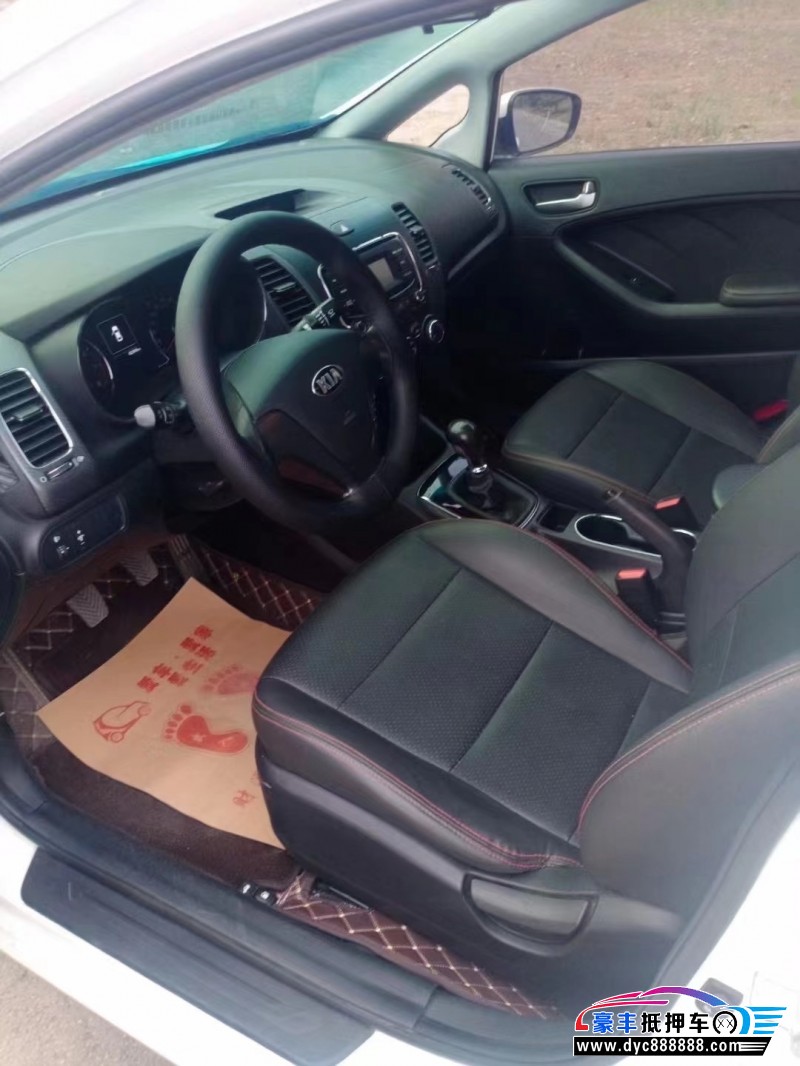 18年起亚K3轿车抵押车出售