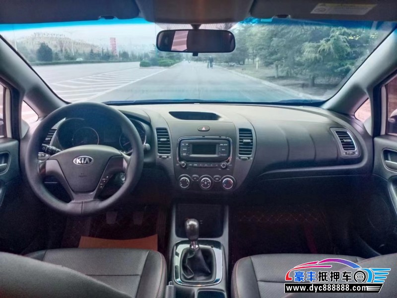 18年起亚K3轿车抵押车出售