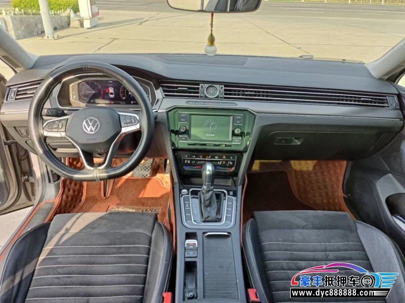 21年大众迈腾轿车抵押车出售