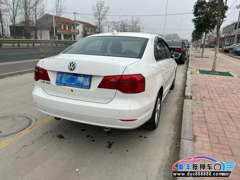 13年大众捷达轿车抵押车出售