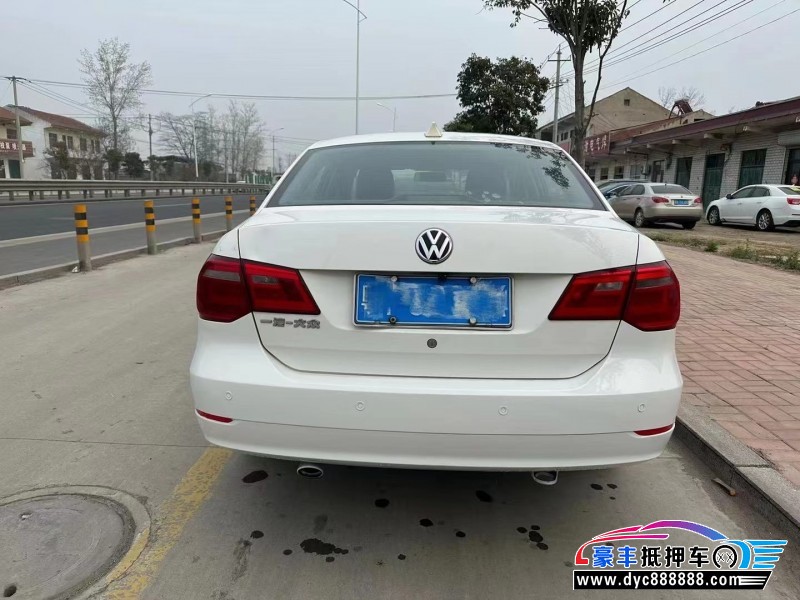 13年大众捷达轿车抵押车出售