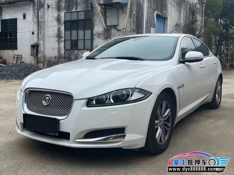 13年捷豹XF轿车抵押车出售