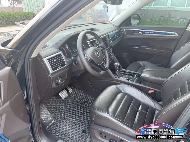 17年大众途昂轿车抵押车出售