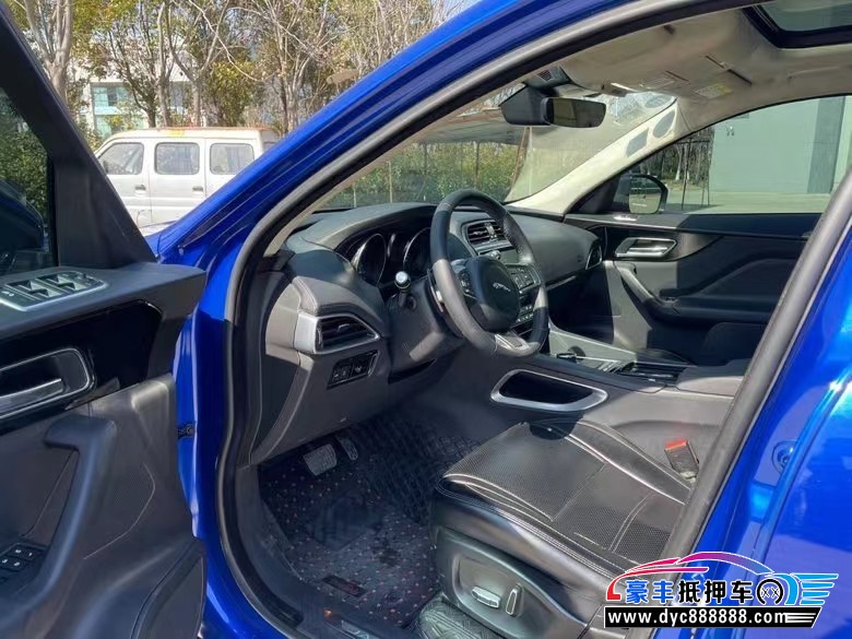 20年捷豹F-PACE轿车抵押车出售